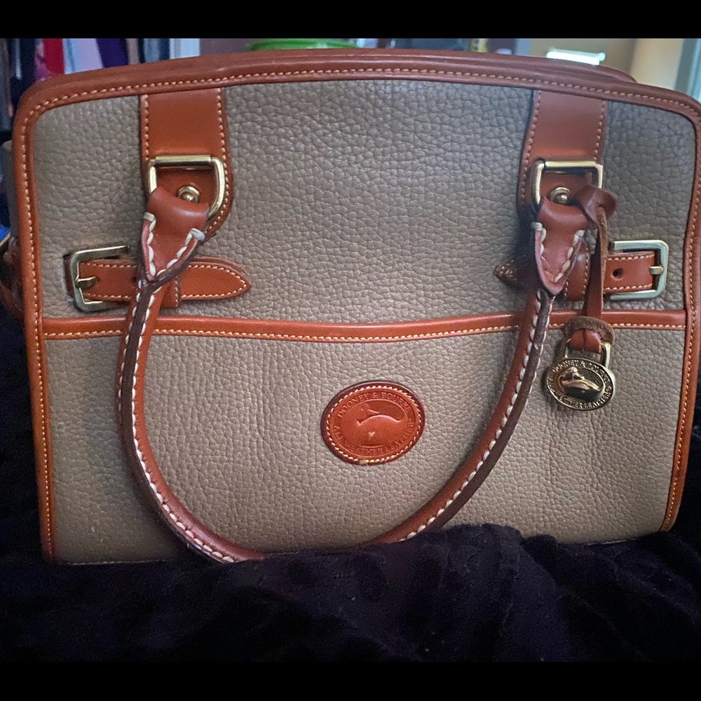 Vintage all weather Dooney & Bourke Auth tote